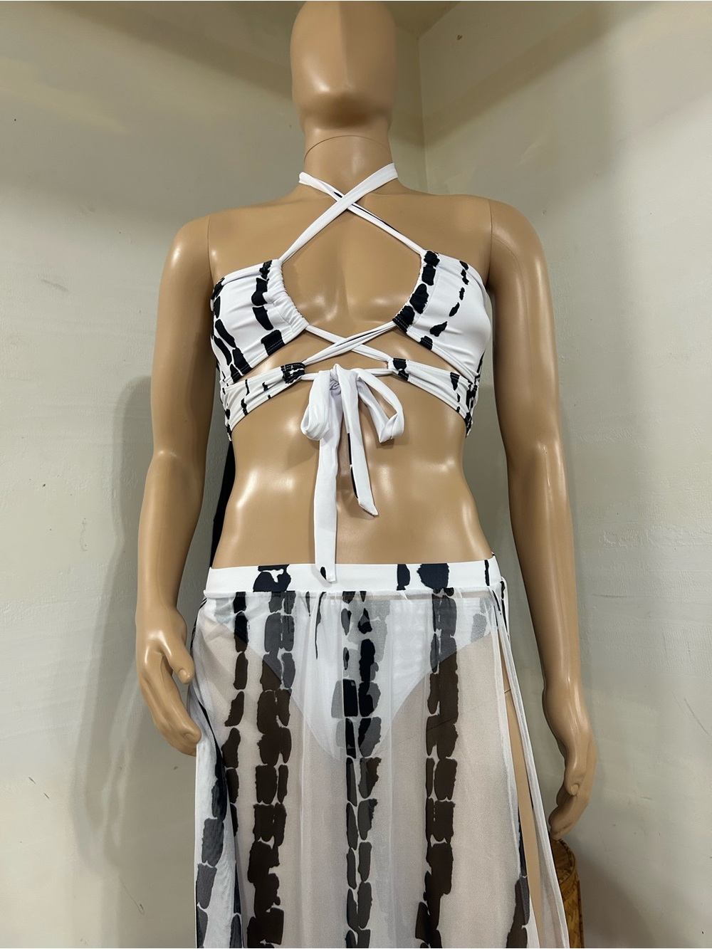 Black and White Bikini set